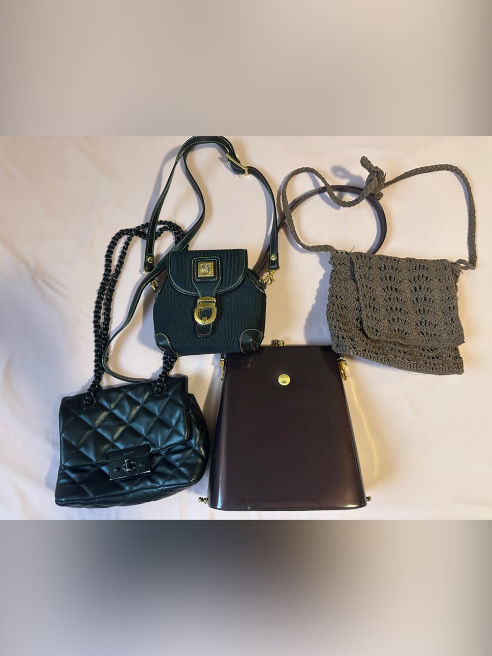 Elegant Black Quilted Chain Shoulder Bag - Womens